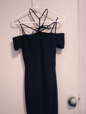 Women’s Black Off-Shoulder Strappy Dress - Classic Evening Style